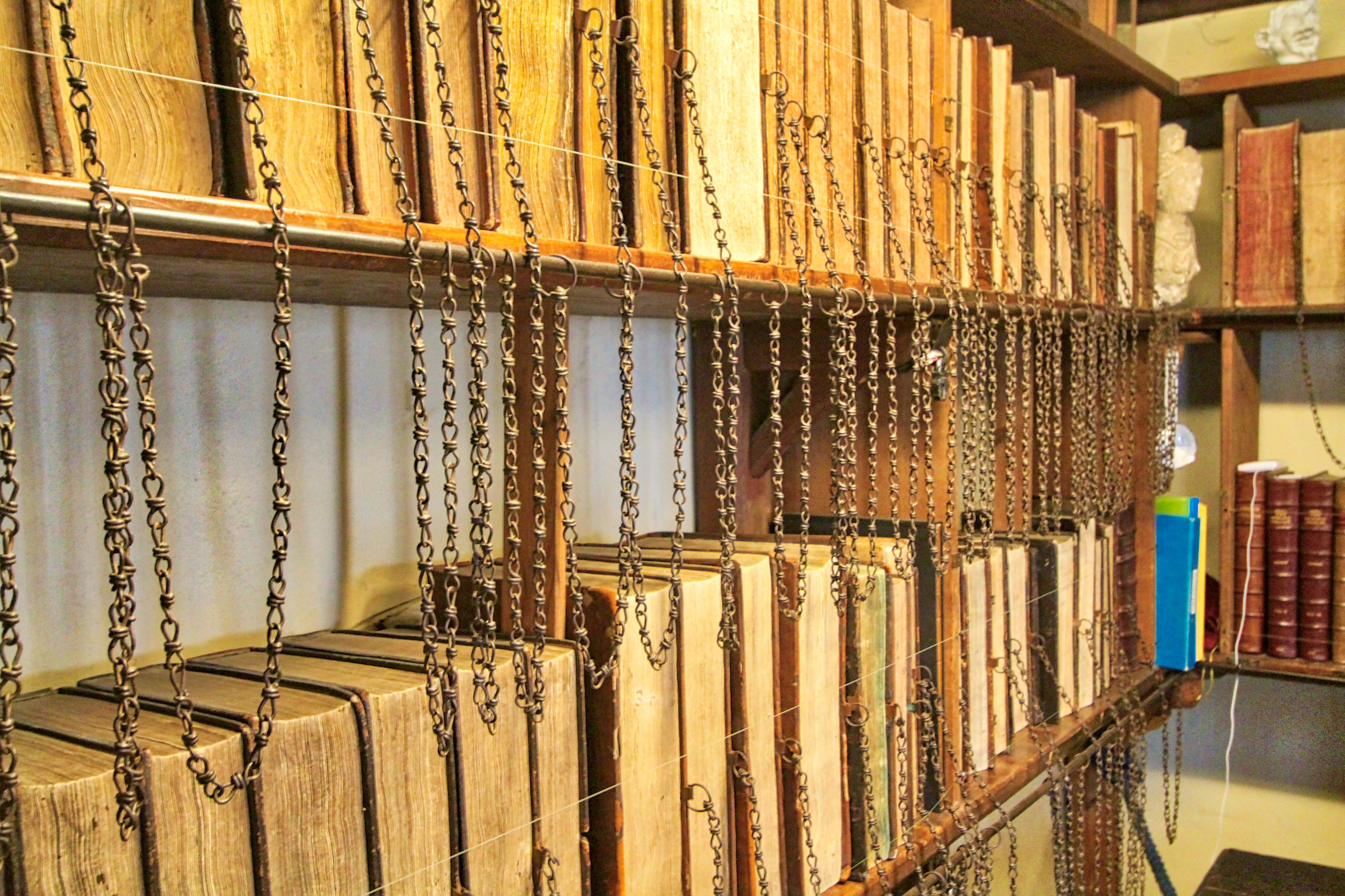 chain library